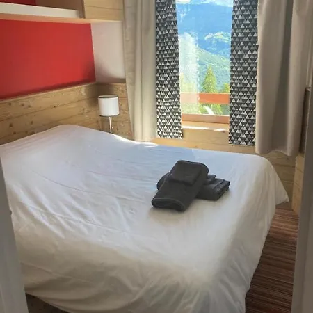 La Tania 309 Le Britania *