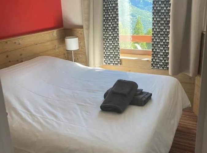 La Tania 309 Le Britania *